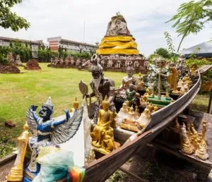 Tempio Thammikarat, Ayutthaya. Foto di Diego Delso.