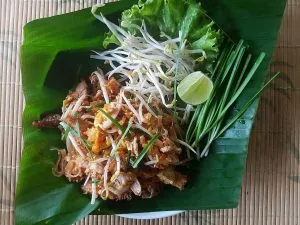 Come cucinare il Pad Thai 3 Pad Thai Mu (Maiale).